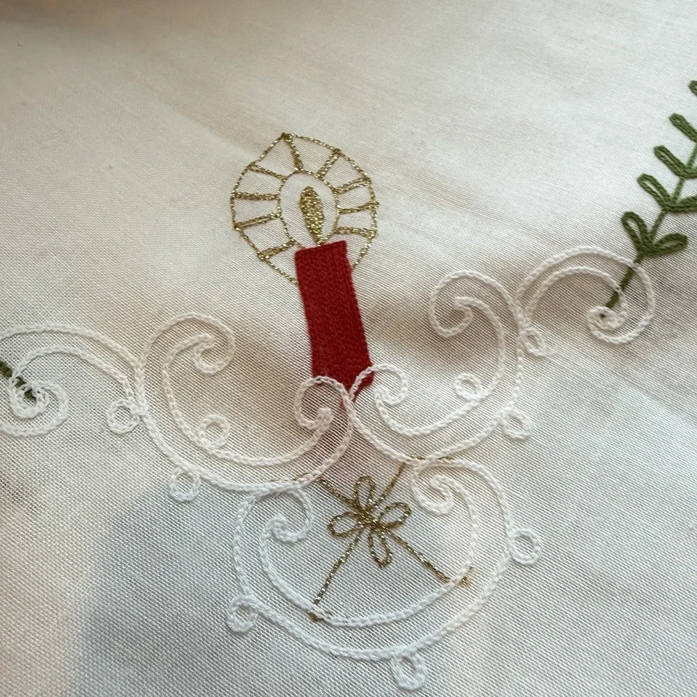 VTG Card Table Tablecloth Topper Embroidered Linen Cutwork Holiday Decor Candle‎